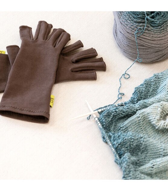 Cross Stitch Crafters Comfort Support Gloves for Needlework Quilting